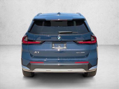 New 2027 BMW X1 xDrive28i AWD/4WD image 8