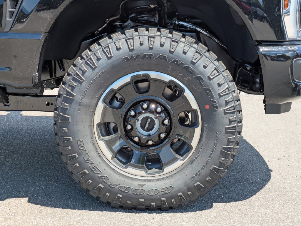 New 2026 Ford F350 Lariat w/ Tremor Off-Road Package AWD/4WD image 11