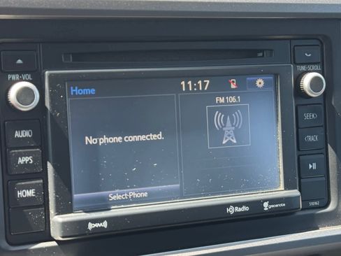 Used 2016 Toyota Tacoma SR5 RWD image 19