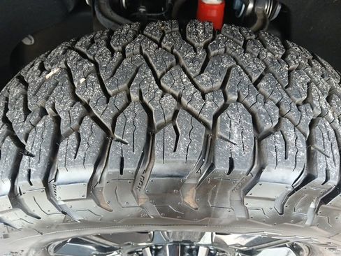 Used 2024 GMC Sierra 2500 AT4 w/ AT4 Premium Plus Package image 70