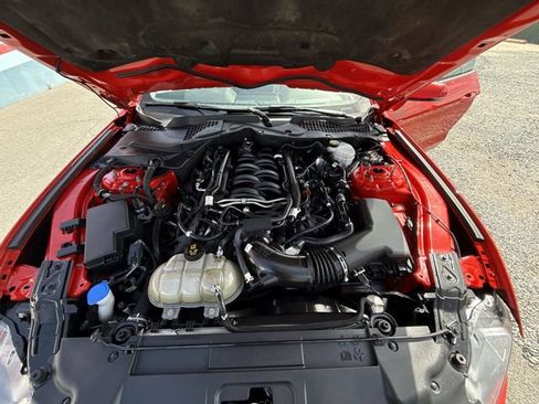 Used 2022 Ford Mustang GT Premium w/ Equipment Group 401A RWD image 26