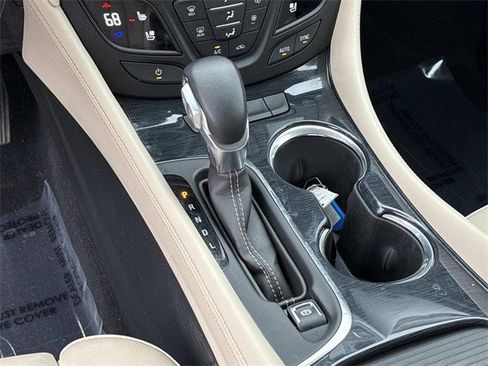 Used 2018 Buick Envision Premium w/ Driver Confidence Package image 23