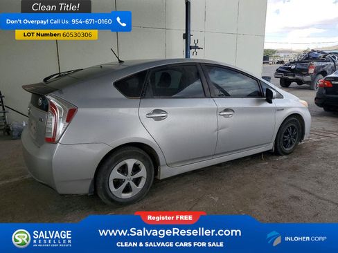 Used 2013 Toyota Prius Two FWD image 4