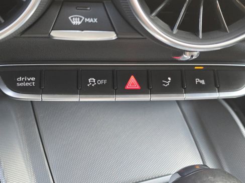 Used 2016 Audi TT 2.0T w/ Technology Package image 23