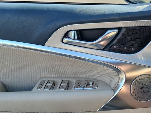 Certified 2026 Genesis G70 2.5T Prestige RWD image 18