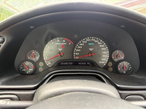 Used 2001 Chevrolet Corvette Convertible w/ Preferred Equipment Group2 RWD image 20