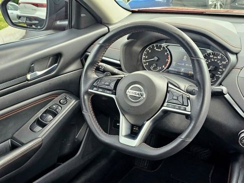 Used 2021 Nissan Altima 2.5 SR FWD image 26