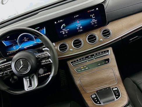 Used 2022 Mercedes-Benz E 53 AMG 4MATIC Sedan image 19
