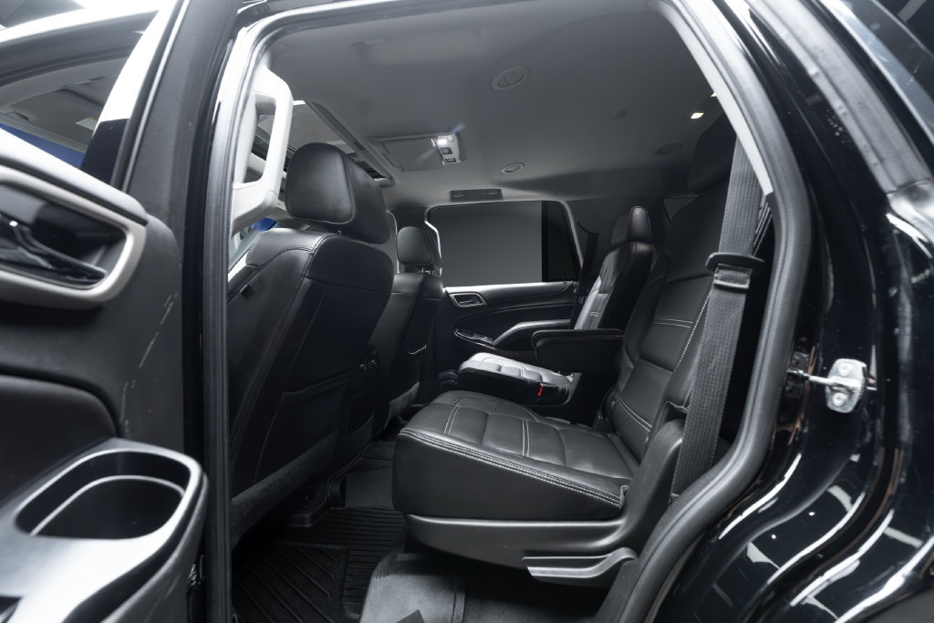 Used 2020 GMC Yukon Denali w/ Enhanced Security Package AWD/4WD image 41