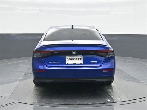 Used 2024 Honda Accord Sport image 17