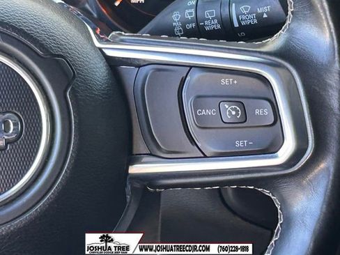 Used 2020 Jeep Wrangler Unlimited Sahara image 19