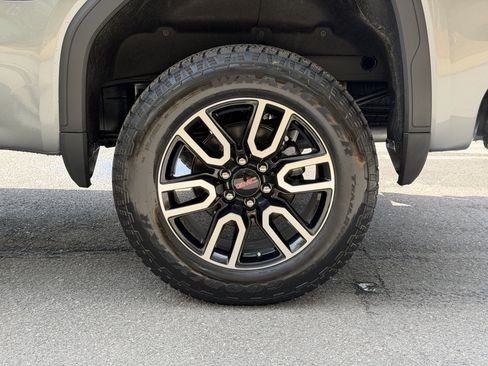 New 2026 GMC Sierra 1500 AT4 w/ AT4 Premium Package AWD/4WD image 16