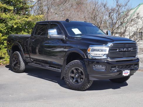 Used 2024 RAM 2500 Laramie image 32