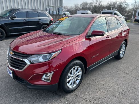 Used 2018 Chevrolet Equinox LT image 3