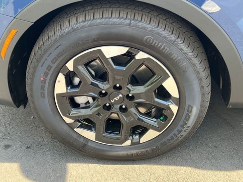 New 2025 Kia Sorento S w/ Panoramic Sunroof Package image 12