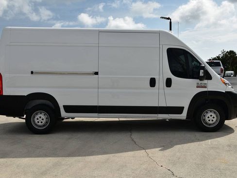 Used 2021 RAM ProMaster 2500 FWD image 8