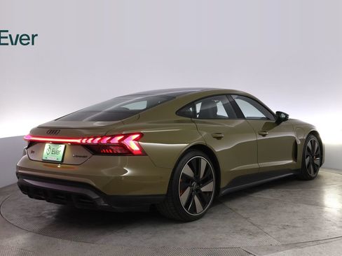 Used 2022 Audi RS e-tron GT w/ Carbon Performance Package AWD/4WD image 3