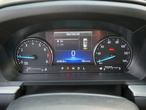 Used 2023 Ford Explorer XLT w/ Equipment Group 202A AWD/4WD image 34