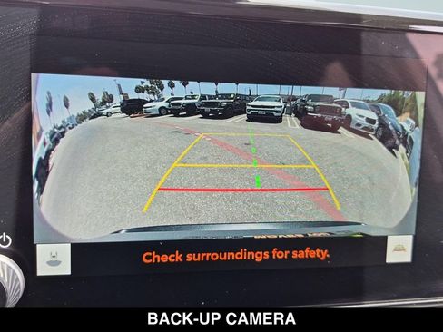 Used 2024 Toyota RAV4 XLE FWD image 21