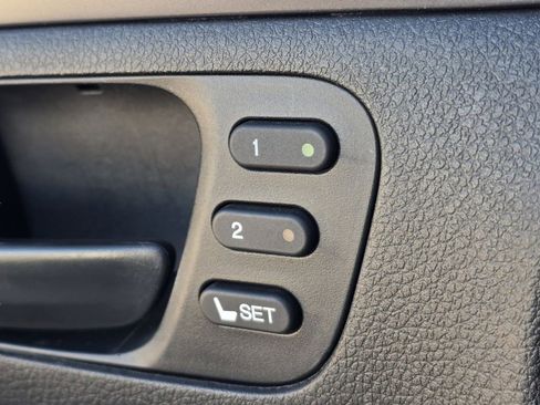 Used 2023 Honda Passport EX-L image 17