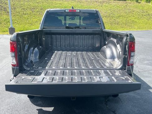 Used 2023 RAM 1500 Big Horn AWD/4WD image 32