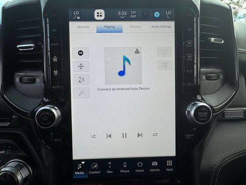 Used 2022 RAM 1500 Limited w/ Body-Colour Bumper Group image 25