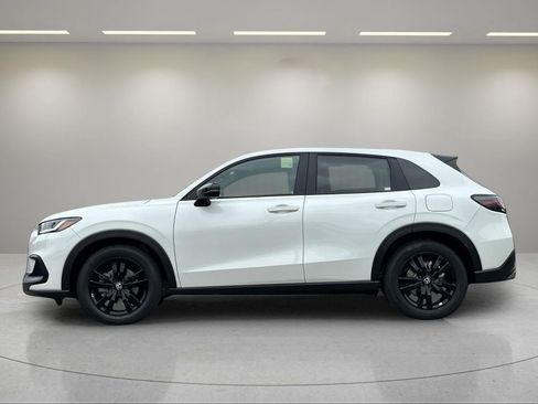 New 2027 Honda HR-V Sport image 2