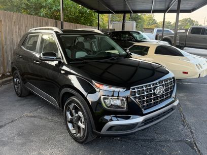 Used 2023 Hyundai Venue SEL w/ Cargo Package