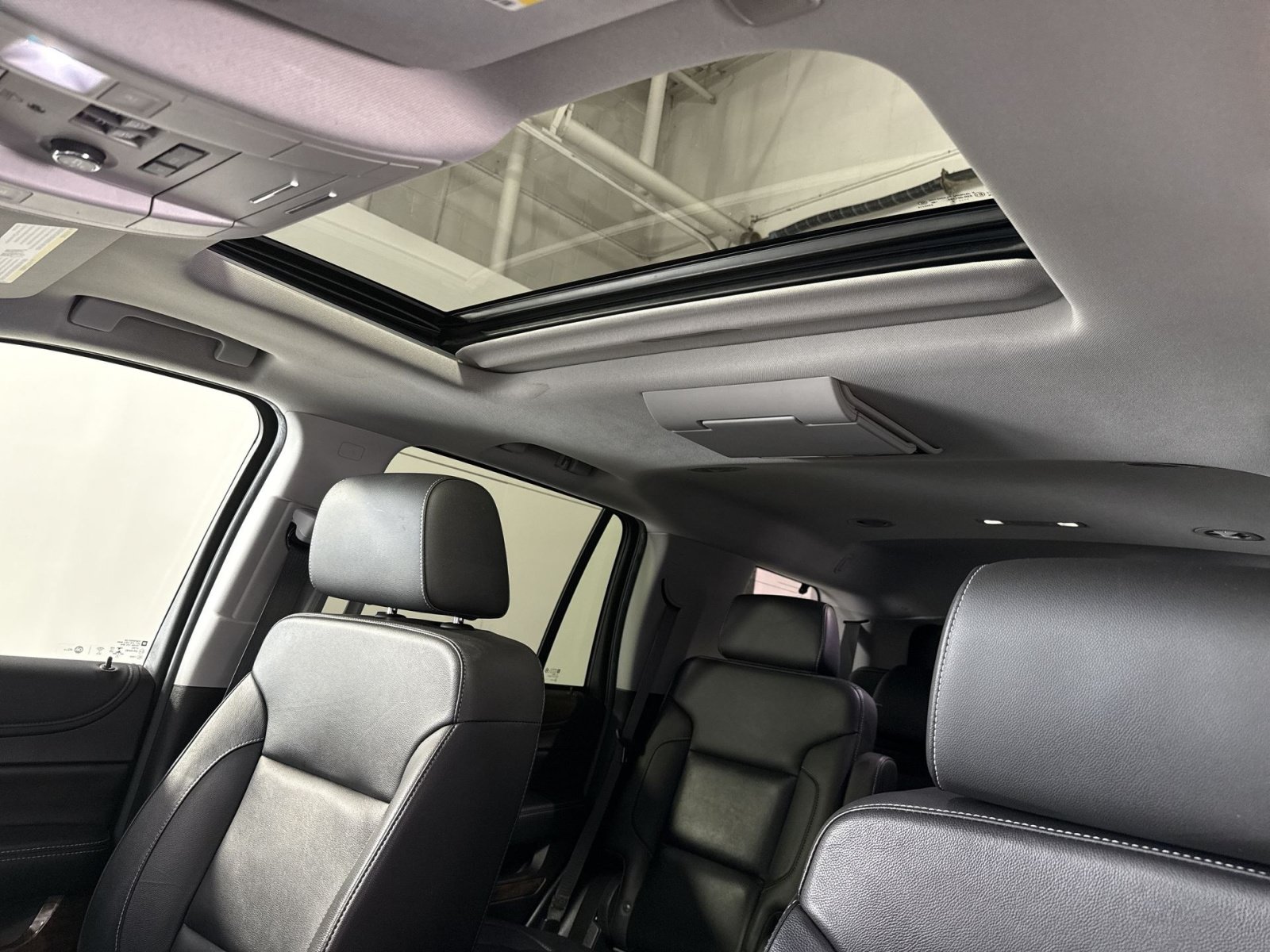 Used 2018 Chevrolet Tahoe LT w/ LT Signature Package AWD/4WD image 25