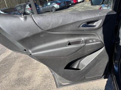 Used 2019 Chevrolet Equinox LT image 12