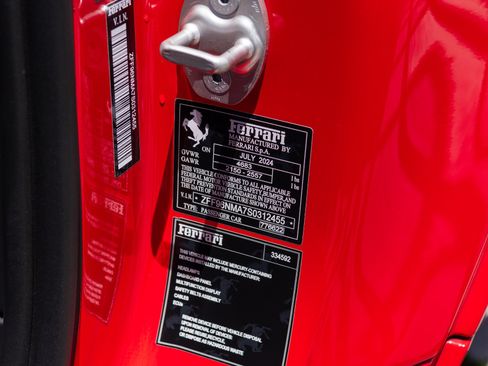 Used 2025 Ferrari SF90 Spider AWD/4WD image 81