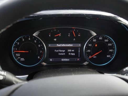 Used 2023 Chevrolet Traverse LT image 13