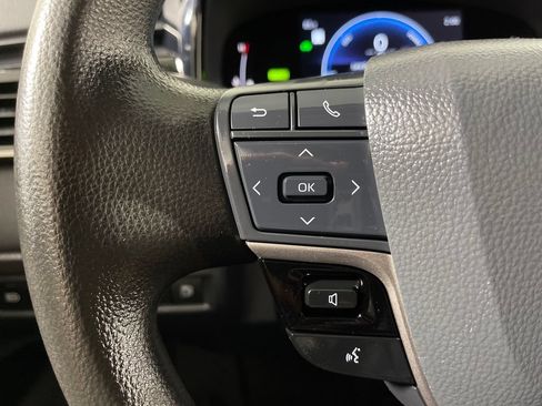 Used 2025 Toyota Camry LE FWD image 26
