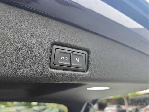 New 2025 Audi Q5 Prestige image 18