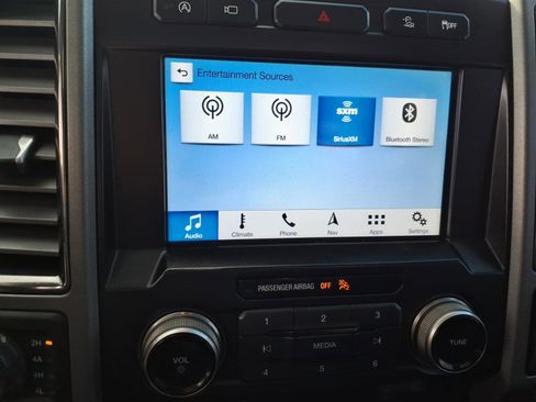 Used 2019 Ford F150 Raptor w/ Equipment Group 802A Luxury image 47