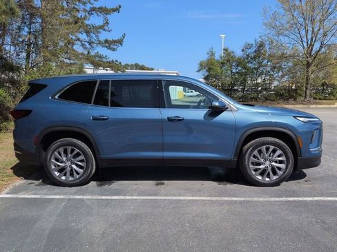 New 2026 Buick Enclave Preferred w/ Power Package FWD image 2