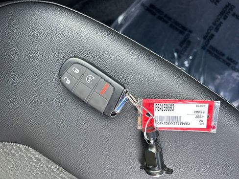 New 2026 Jeep Compass Latitude image 29