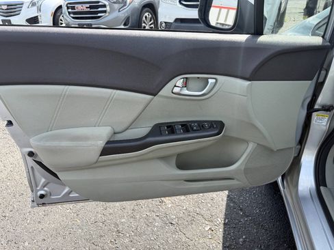 Used 2012 Honda Civic EX-L image 16