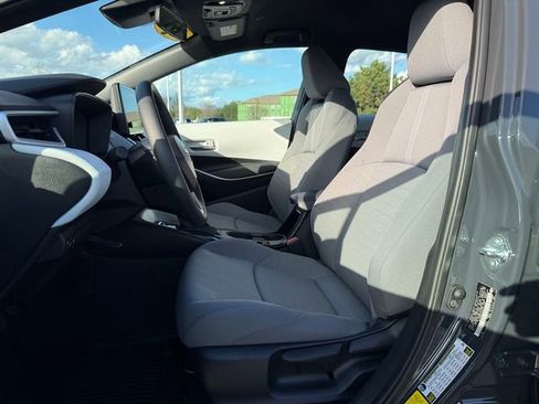 Certified 2025 Toyota Corolla SE w/ Convenience Package image 14