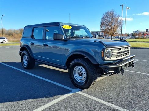 Used 2022 Ford Bronco 4-Door image 3
