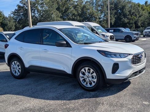 New 2026 Ford Escape Active image 3