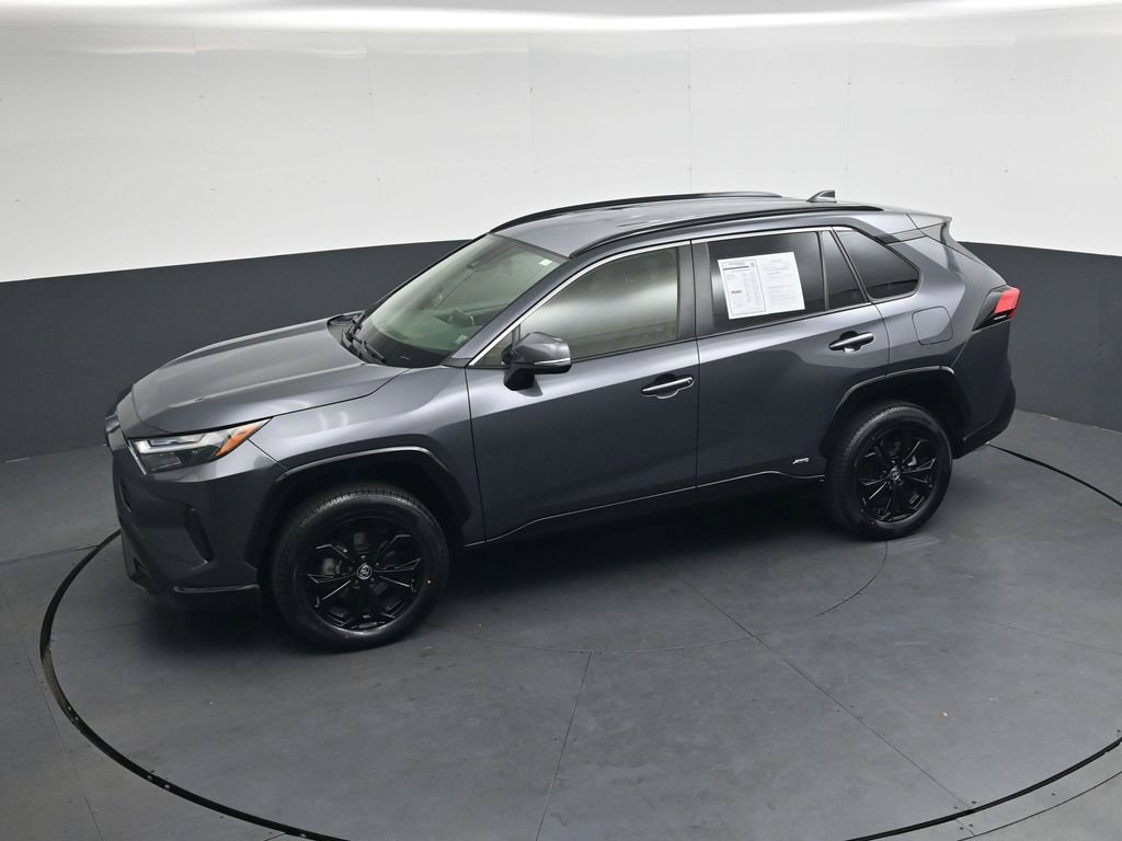 Used 2023 Toyota RAV4 SE AWD/4WD image 32