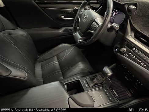 Used 2021 Lexus ES 300h w/ Accessory Package FWD image 30