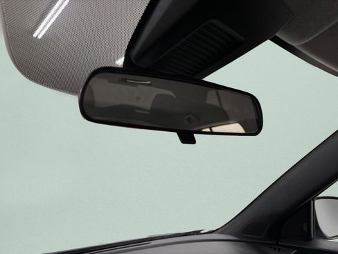 Used 2020 Nissan Kicks SR w/ SR Premium Package FWD image 26