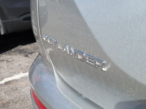 Used 2022 Mitsubishi Outlander SEL FWD image 7