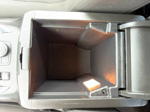 Used 2023 Chevrolet Traverse LT w/ LPO, Floor Liner Package AWD/4WD image 34