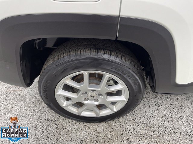 Used 2023 Jeep Renegade Latitude AWD/4WD image 10