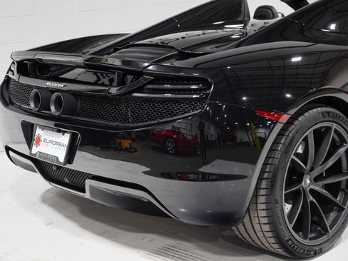 Used 2013 McLaren MP4-12C Spider RWD image 25