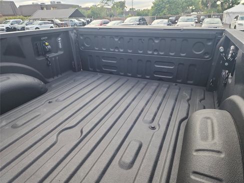 Used 2018 Ford F250 Lariat w/ Lariat Value Package image 22