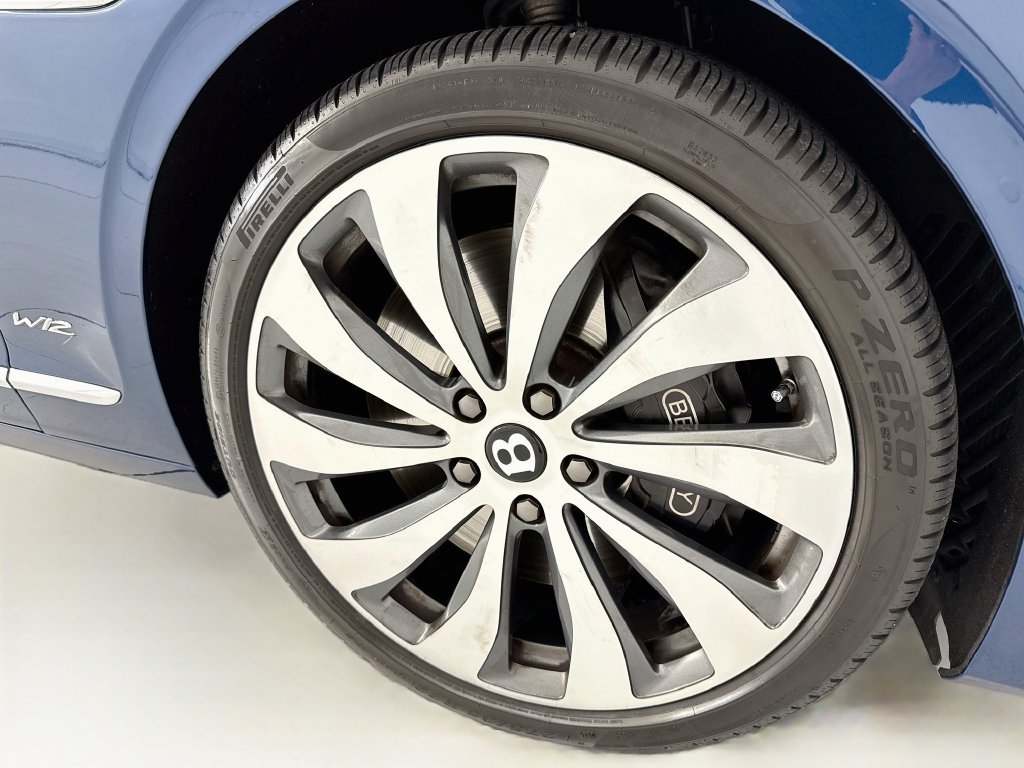 Certified 2020 Bentley Flying Spur W12 AWD/4WD image 31